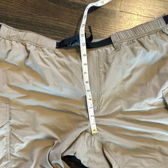 Gander Mountain Zip Shorts 2XL EUC - Picture 3 of 7